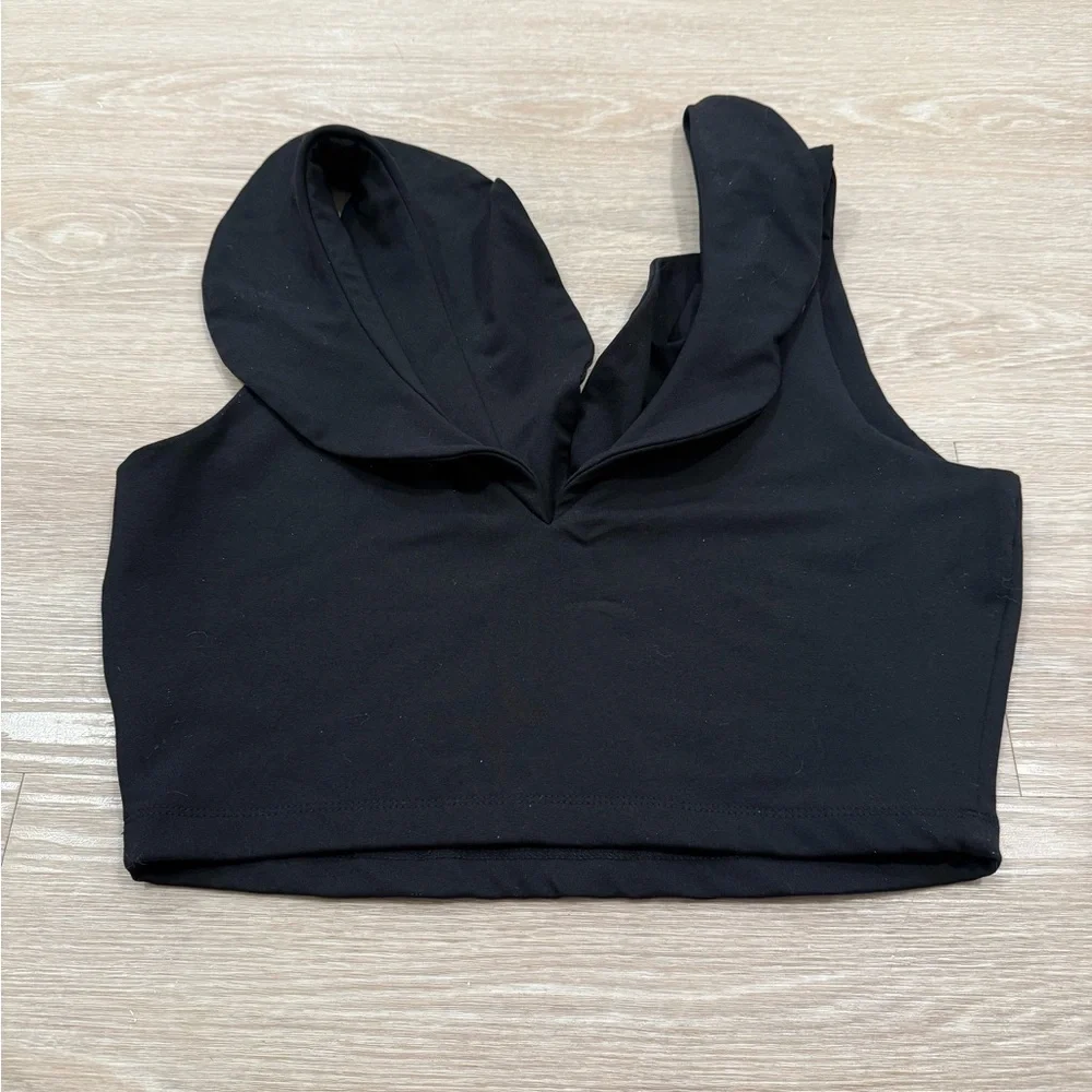NWOT Susana Monaco Black Flutter Sleeve Crop Tank Top